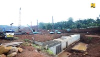 Keberadaan Tol Cisumdawu ditargetkan bisa memangkas waktu tempuh Bandung-Kertajati sepanjang 180 km menjadi hanya satu jam. Foto: Dok. Kementerian PUPR