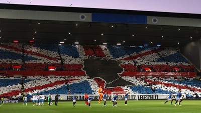 Beda Sikap Fans Rangers dan Celtic soal Ratu Elizabeth II