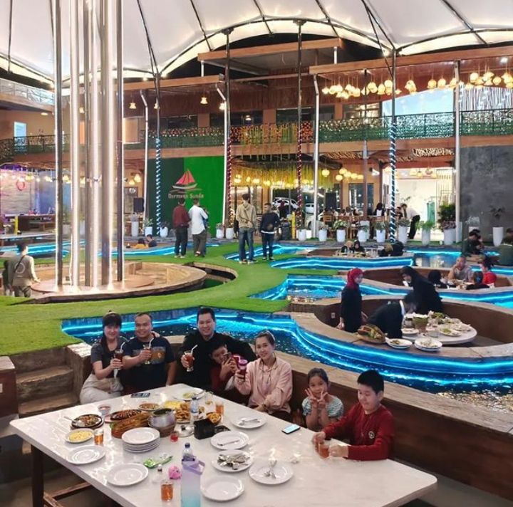 5 Restoran Keluarga di Bandung Ini Punya Konsep Unik, Mampir Yuk!