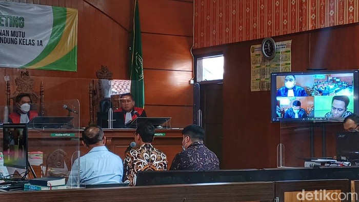 Sidang Doni Salmanan