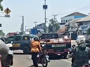 Tabrakan Beruntun 4 Kendaraan di Karawang, Satu Orang Tewas