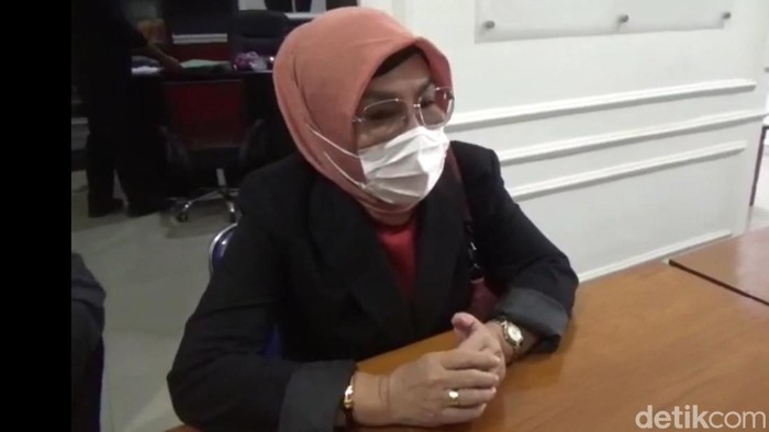 Titis Rachmawati pengacara santri AM