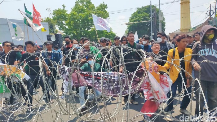 Unjuk rasa mahasiswa di Bandar Lampung.