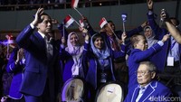 AHY mengatakan partai yang akan koalisi dengan Demokrat ke depannya juga harus sesuai dengan kriteria Partai Demokrat. Begitu juga, kata dia, soal capres dan cawapres.