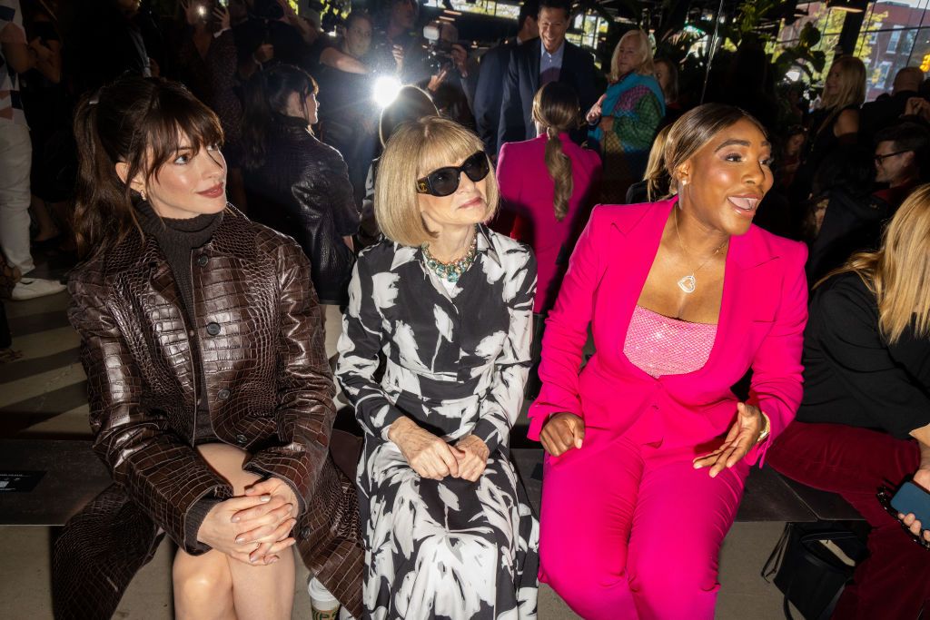 Viral Gaya Anne Hathaway Bertemu Anna Wintour, Mirip di Devil Wears Prada - Who Will Replace Anna Wintour? Top Contenders For The Fashion Throne