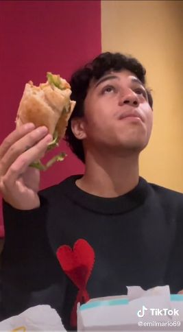 Emil Mario mengulas McDonald's Indonesia