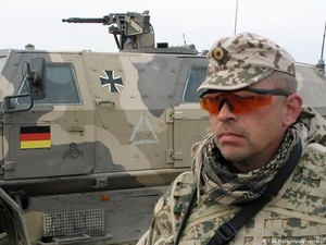 Jerman Akan Kirim Peluncur Roket dan Kendaraan Lapis Baja ke Ukraina