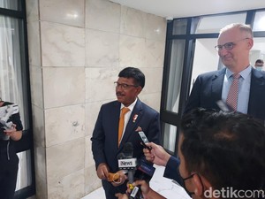 Soal Ganti Nomor AS, Menkominfo Minta Tidak Diributkan