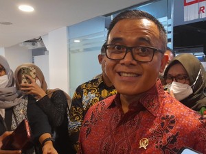 MenPAN-RB Siapkan 3 Skenario Terkait Rencana Penghapusan Tenaga Honorer