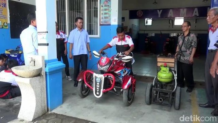 Motor hasil ciptaan siswa SMK di Jember berbahan bakar elpiji