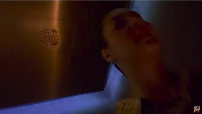 Paula Verhoeven terjebak di lift Amerka Serikat