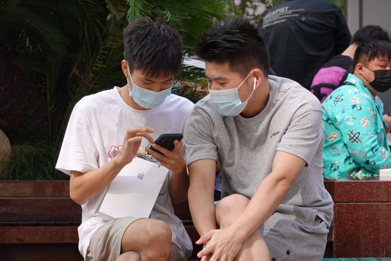 Penjualan perdana iPhone 14