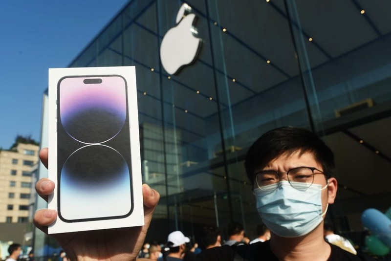 Penjualan perdana iPhone 14