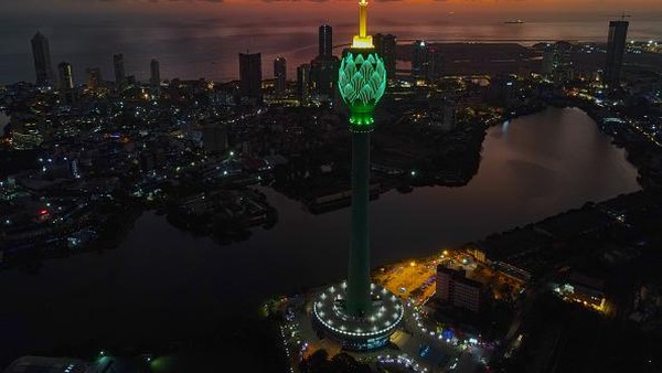 Colombo Lotus Tower atau Menara Teratai Kolombo ini dibuka pada 2019 dan jadi bangunan tunggal tertinggi di Asia Selatan.  Colombo Lotus Tower atau Menara Teratai Kolombo ini dibuka pada 2019 dan jadi bangunan tunggal tertinggi di Asia Selatan. Â