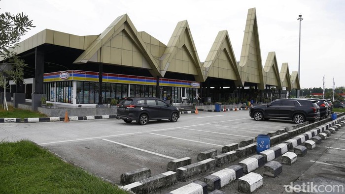 Sebagian Tol Trans Sumatera telah rampung pembangunannya. Berbagai fasilitas di Jalan Tol pun terus dilengkapi, salah satunya rest area.