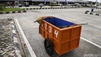 Dari 12 rest area ini, sebanyak 8 rest area merupakan Tipe A dan 4 rest area merupakan Tipe B. Rest area Tipe A sendiri dilengkapi dengan stasiun pengisian bahan bakar umum (SPBU).