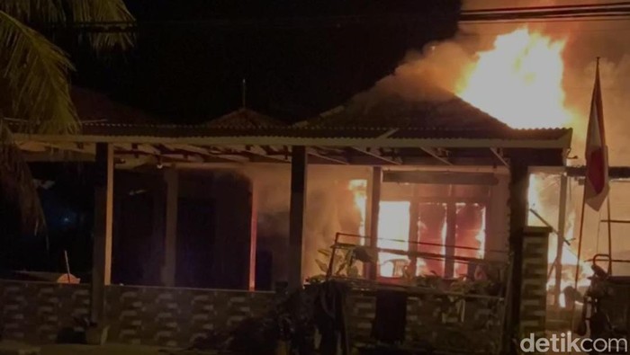 Rumah di Bangkalan usai terbakar