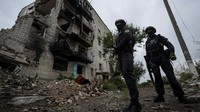 Sejak operasi militer khusus atau invasi Rusia dimulai, Kota Izyum telah menjadi benteng utamanya wilayah timur laut Ukraina. Ukraina melaporkan sedikitnya 1.000 orang telah tewas dalam pertempuran melawan pasukan Rusia di Kota Izyum, Provinsi Kharkiv, selama enam bulan terakhir.