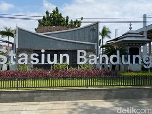21 Kereta Api Bandung Surabaya, Jadwal dan Harga Tiketnya