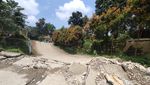 Penampakan Tanah Bergeser di Bogor Bikin Warga Sekampung Ngungsi