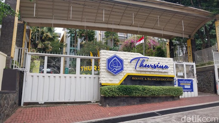 Thursina Boarding School di Malang