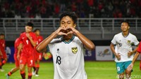 Selebrasi Alfriyanto Nico/Foto: Deny Prastyo Utomo/detikJatim