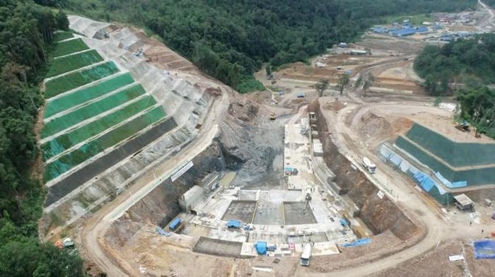 Bendungan yang sedang dibangun Hutama Karya Bendungan yang sedang dibangun Hutama Karya