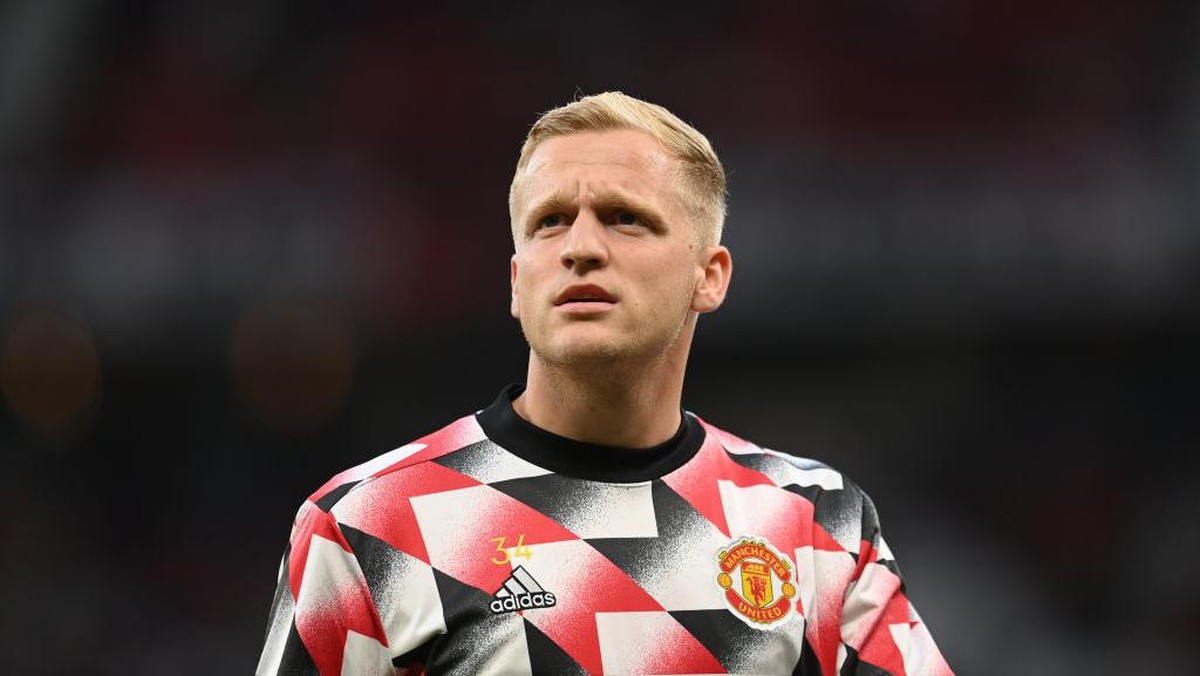 Donny van de Beek gagal bersinar di MU dan kini dipinjamkan ke Frankfurt. Foto: Getty Images/Michael Regan