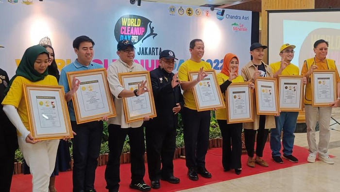 Edukasi Masalah Sampah, Chandra Asri Dukung World Cleanup Day 2022