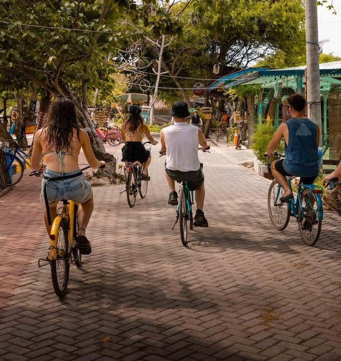 Ilustrasi wisata ke Gili Trawangan.