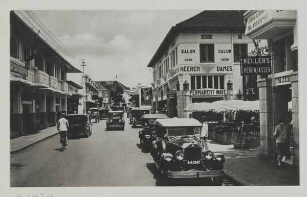 Jalan Braga Bandung tempo dulu.