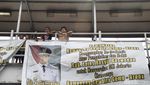 JPO Jalan Basuki Rahmat Dipenuhi Spanduk Ucapan Terima Kasih Anies