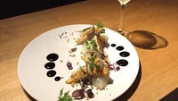 Menggabungkan konsep makanan tradisional Jepang dan sentuhan Western, menu-menu di restoran ini juga tampak Instagrammable. Foto: Pool/Site