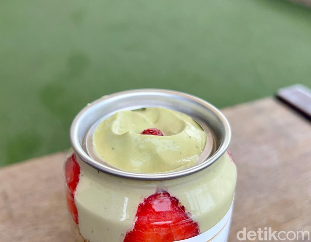 Lagi Tren Kue dalam Kaleng Khas Jepang, Begini Rasanya.