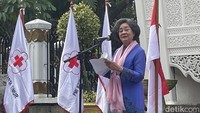Bung Hatta telah menanam nilai-nilai kerendahan hati dan kepedulian terhadap sesama dan hal tersebut dapat dilihat dengan meminta dimakamkan di Tanah Kusir karena ingin dekat dengan rakyat yang diperjuangkannya.