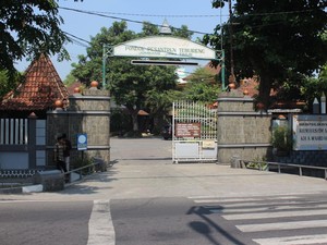 6 Pondok Pesantren Besar di Jawa Timur