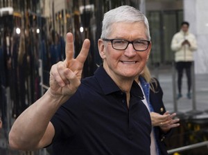 Tim Cook Tak Ingin Orang-Orang Pakai iPhone Terlalu Sering
