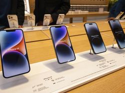 CEO Apple Turun Gunung Pantau Penjualan Perdana iPhone 14