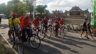 Ratusan Warga Ikuti Gowes Indonesia Heart Bike 2022 di Denpasar