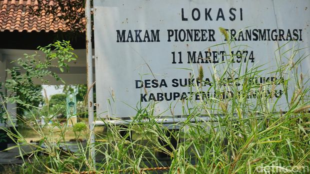 Makam Pioneer Transmigras