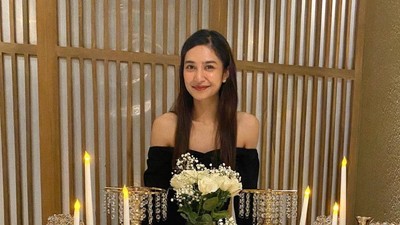 7 Foto Ultah ke-28 Mikha Tambayong, Dapat Kejutan Romantis Dari Deva Mahenra