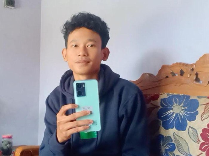 Muhammad Agung Hidayatullah alias MAH (21)