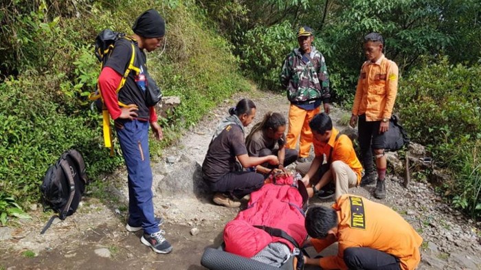 pendaki gunung lawu tewas