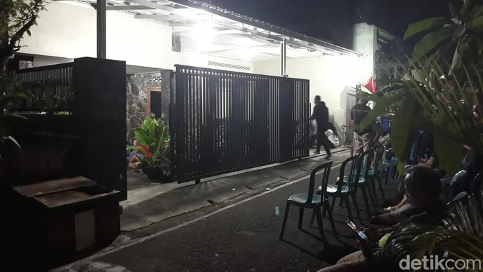 Rumah duka pendaki Lawu asal Solo Dedi, di Banjarsari, Minggu (18/9/2022).