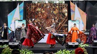 Selain itu ada juga Festival Barista Jakarta untuk memfasilitasi pelaku usaha di bidang kopi dan barista mempromosikan industri kopi di Jakarta Barat melalui kegiatan bazar dan lomba Barista dengan kehadiran 20 stand usaha kopi dan 65 stand dari JakPreneur beberapa diisi oleh stand craft dan fashion yang ikut memeriahkan festival tersebut. Pasalnya kedua jenis industri ini lokomotif dalam perkembangan industri kreatif. Sehingga kegiatan Festival Sentra Primer Barat memfasilitasi para pelaku usahanya.