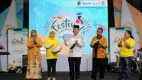 Wali Kota Jakarta Barat, Yani Wahyu Purwoko mengatakan Kegiatan Festival Sentra Primer Barat ini menampilkan berbagai kegiatan yang dapat dinikmati yakni Bazar Kuliner Nusantara hingga Festival Barista Jakarta.