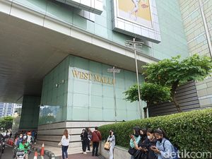 Kepulan Asap di Grand Indonesia, Damkar Diterjunkan-Pengunjung Dievakuasi