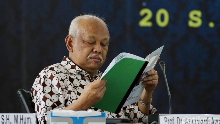 Tentang Gelar Sir dari Kerajaan Inggris yang Juga Diterima Azyumardi