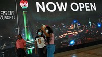 Pembangunan menara ini menghabiskan dana hingga US$ 104,3 juta atau sekitar Rp 1,5 triliun. Foto: AFP via Getty Images/ISHARA S. KODIKARA