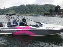 Video: Menikmati Libur Nataru dengan Main Wahana Air di Danau Beratan Bali